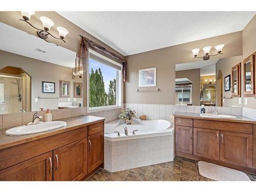 137 Lavender Link, Chestermere, AB - Indoor Photo Showing Bathroom