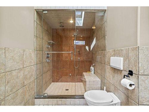 265 Three Sister Drive Se, Canmore, AB - Indoor Photo Showing Bathroom