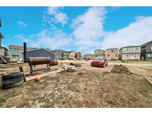 404 Lucas Boulevard Nw, Calgary, AB - Outdoor