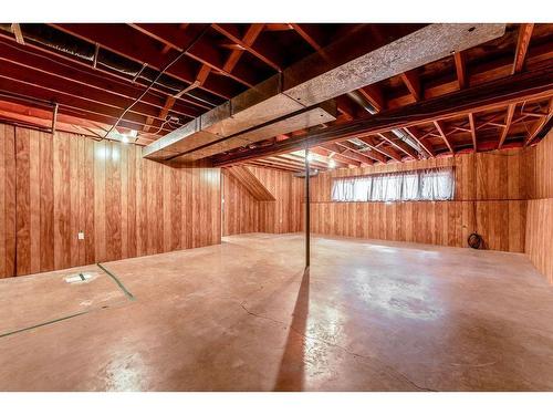 270010 Inverlake Road, Rural Rocky View County, AB - Indoor Photo Showing Basement