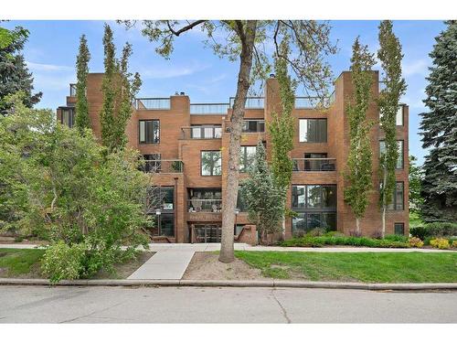 104-350 4 Avenue Ne, Calgary, AB - Outdoor With Facade