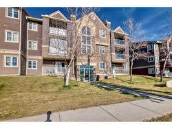 32-3000 Edenwold Heights NW Calgary, AB T3A 3Y8