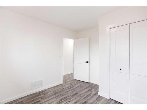 1807 Summerfield Boulevard Se, Airdrie, AB - Indoor Photo Showing Other Room