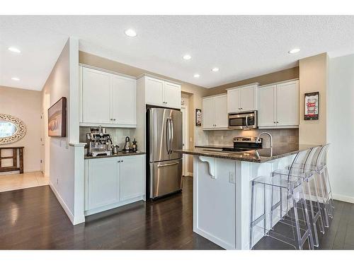 102 Auburn Glen Circle Se, Calgary, AB - Indoor Photo Showing Kitchen With Upgraded Kitchen