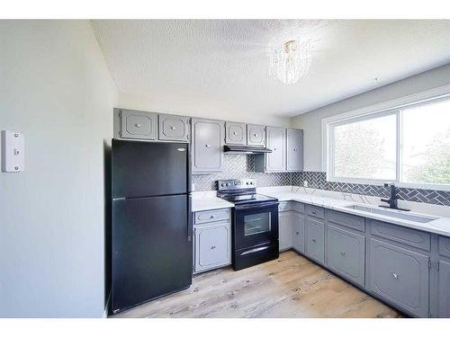 120 Whitefield Drive Ne, Calgary, AB - Indoor Photo Showing Kitchen