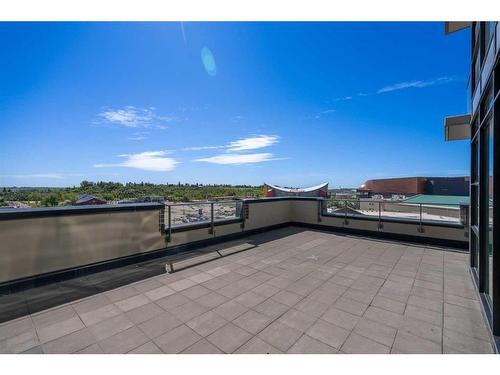 702-1188 3 Street Se, Calgary, AB - Outdoor With View