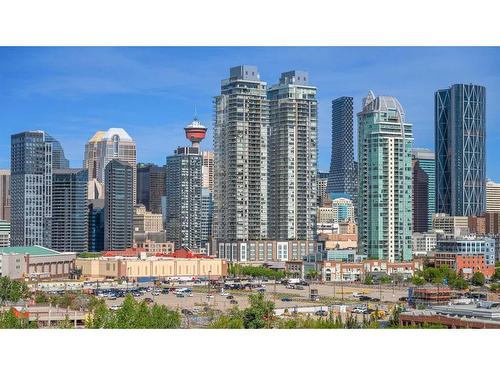 702-1188 3 Street Se, Calgary, AB - Outdoor