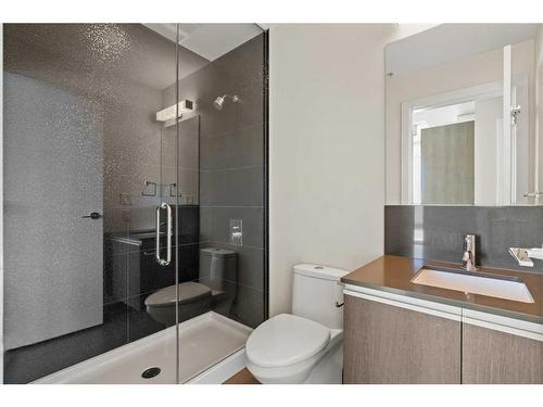 702-1188 3 Street Se, Calgary, AB - Indoor Photo Showing Bathroom