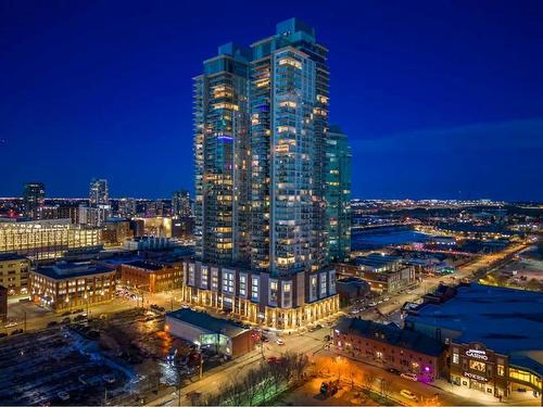 702-1188 3 Street Se, Calgary, AB - Outdoor With View