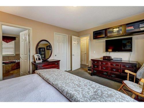 221 Kincora Heights Nw, Calgary, AB - Indoor Photo Showing Bedroom