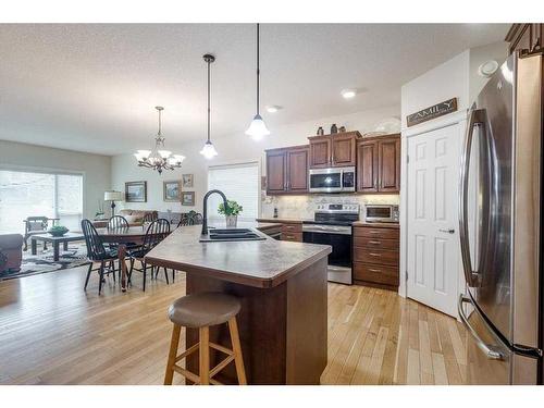 50-173 Austin Drive, Red Deer, AB - Indoor Photo Showing Kitchen With Double Sink With Upgraded Kitchen