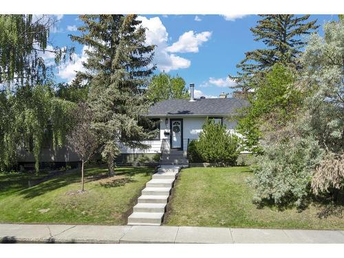 1703 31 Street Sw, Calgary, AB - Outdoor