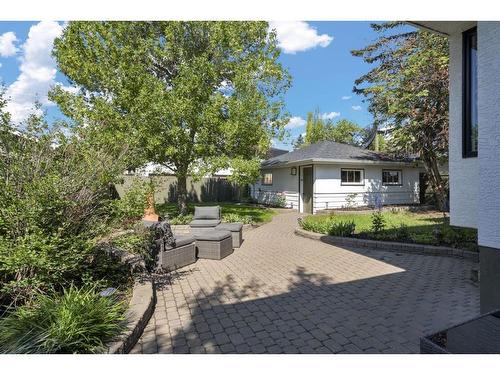 1703 31 Street Sw, Calgary, AB - Outdoor