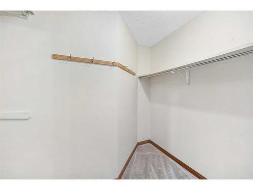 127 Shawnessy Drive, Calgary, AB - Indoor With Storage