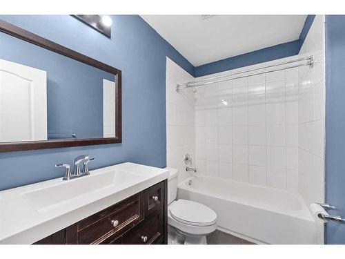 127 Shawnessy Drive, Calgary, AB - Indoor Photo Showing Bathroom