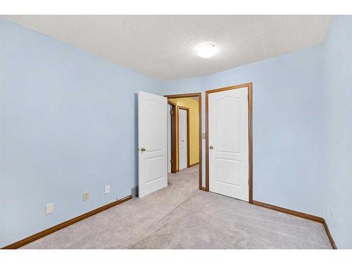 127 Shawnessy Drive, Calgary, AB - Indoor Photo Showing Other Room