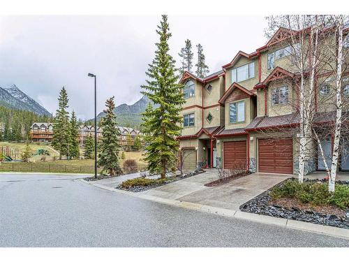 114-901 Benchlands Trail, Canmore, AB - Outdoor With Facade