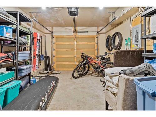 114-901 Benchlands Trail, Canmore, AB - Indoor Photo Showing Garage