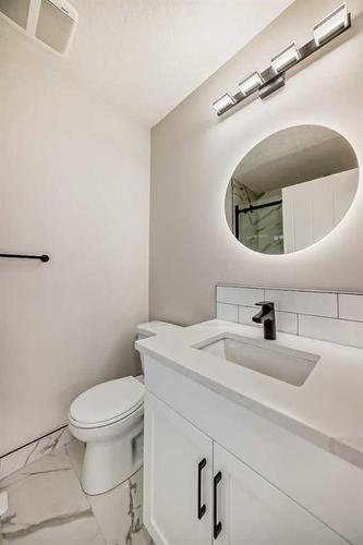 113 Redstone Circle Ne, Calgary, AB - Indoor Photo Showing Bathroom