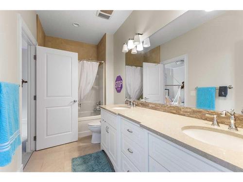 15 Aspen Summit Court Sw, Calgary, AB - Indoor Photo Showing Bathroom