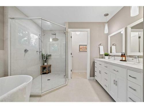 12320 Lake Moraine Rise Se, Calgary, AB - Indoor Photo Showing Bathroom