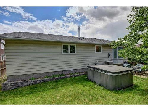 323 Silver Valley Boulevard Nw, Calgary, AB - Outdoor