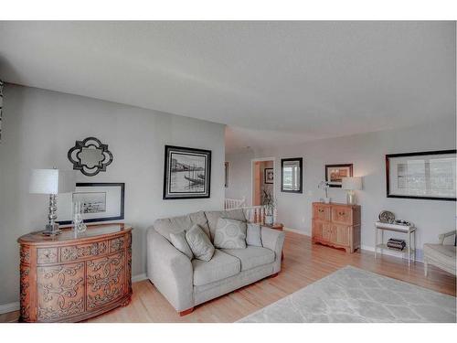 323 Silver Valley Boulevard Nw, Calgary, AB - Indoor Photo Showing Living Room