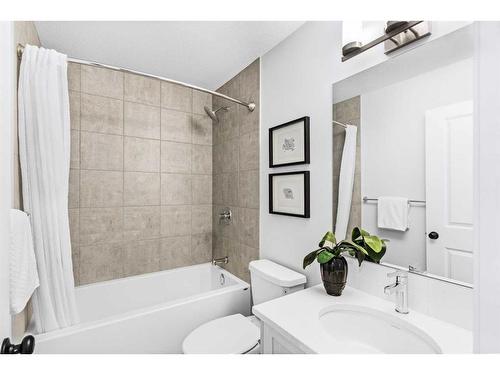 71 Aquila Way Nw, Calgary, AB - Indoor Photo Showing Bathroom