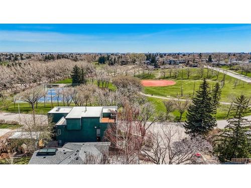 911 31 Avenue Nw, Calgary, AB - Outdoor With View
