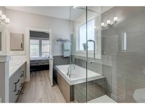 51 Nolancliff Place Nw, Calgary, AB - Indoor Photo Showing Bathroom