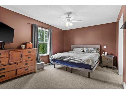 218 Sagewood Drive Sw, Airdrie, AB - Indoor Photo Showing Bedroom