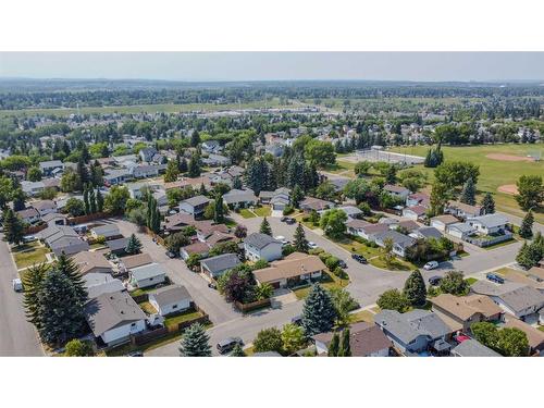 19 Deermont Place Se, Calgary, AB - Outdoor With View