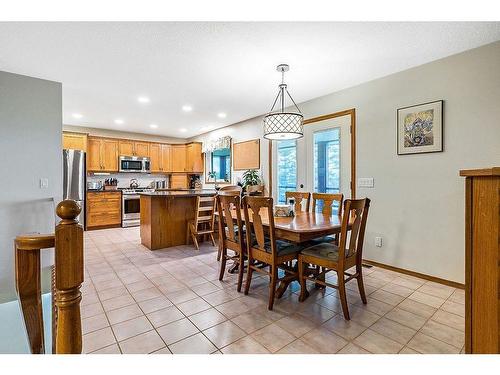 434102 64 Street West, Rural Foothills County, AB - Indoor Photo Showing Dining Room