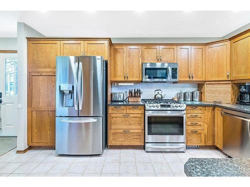 434102 64 Street West, Rural Foothills County, AB - Indoor Photo Showing Kitchen