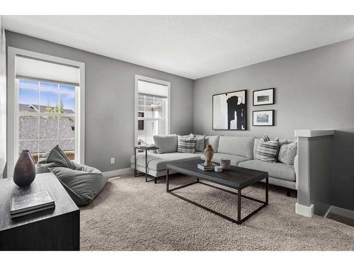 68 Victoria Cross Boulevard Sw, Calgary, AB - Indoor Photo Showing Living Room