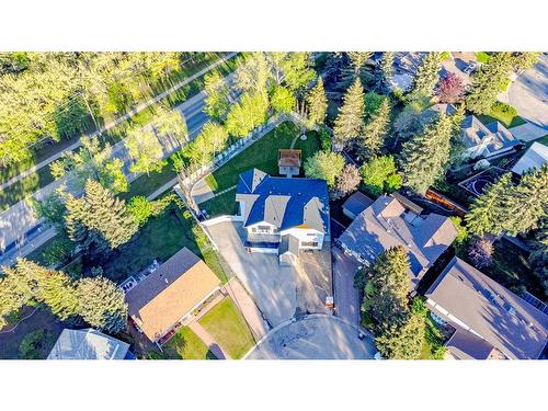 18 Varcrest Place Nw, Calgary, AB - Outdoor With View