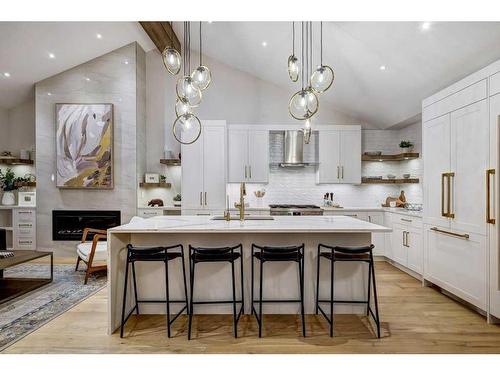 16 Calandar Road Nw, Calgary, AB - Indoor Photo Showing Kitchen With Upgraded Kitchen