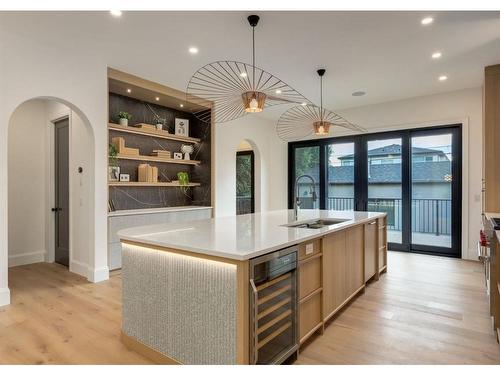 1426 4A Street Nw, Calgary, AB - Indoor Photo Showing Kitchen