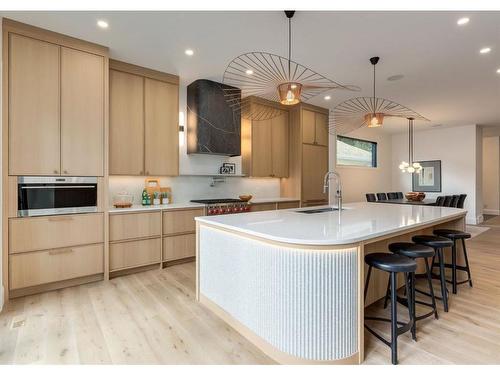 1426 4A Street Nw, Calgary, AB - Indoor Photo Showing Kitchen