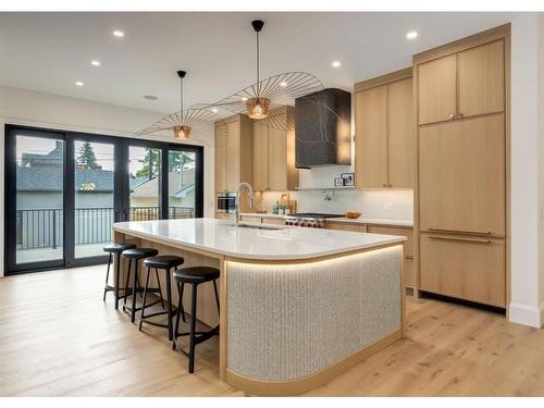 1426 4A Street Nw, Calgary, AB - Indoor Photo Showing Kitchen