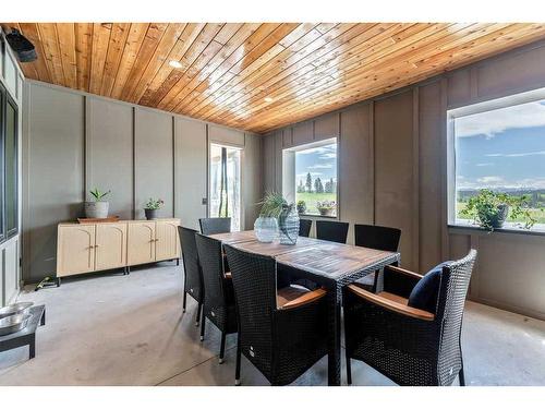 252121 2157 Drive West, Rural Foothills County, AB - Indoor Photo Showing Dining Room