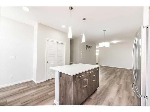 122 Cornerbrook Manor Ne, Calgary, AB - Indoor Photo Showing Kitchen