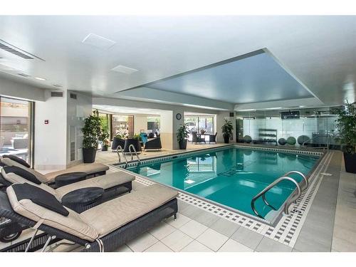 920-720 13 Avenue Sw, Calgary, AB - Indoor Photo Showing Other Room With In Ground Pool