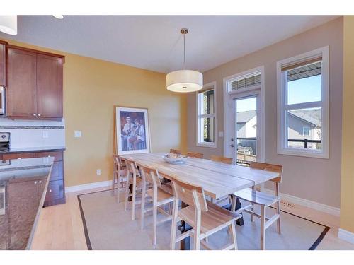 168 Heritage Boulevard, Cochrane, AB - Indoor Photo Showing Dining Room