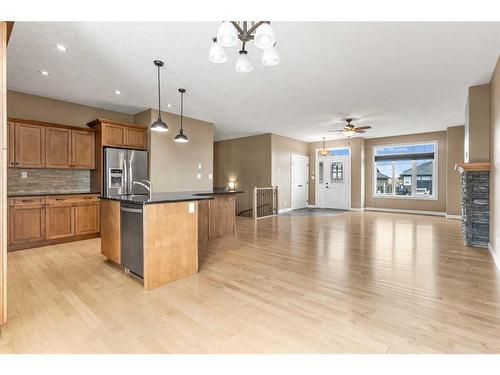 6511 57 Street, Olds, AB - Indoor Photo Showing Kitchen
