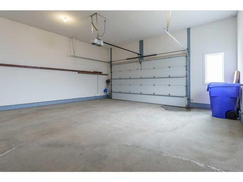 6511 57 Street, Olds, AB - Indoor Photo Showing Garage
