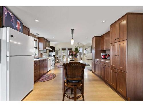 43 30 Avenue Sw, Calgary, AB - Indoor Photo Showing Kitchen With Double Sink