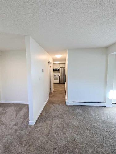 101-1512 16 Avenue Sw, Calgary, AB - Indoor Photo Showing Other Room