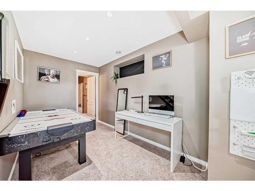 121 Cortina Bay Sw, Calgary, AB - Indoor Photo Showing Other Room