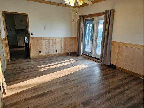 162021 Range Road 270, Rural Willow Creek No. 26, M.D. Of, AB - Indoor Photo Showing Kitchen